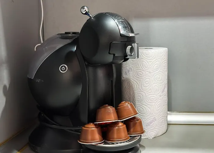 Apartment Spacious 3br In The Center - Kitchen Smart Tv's *