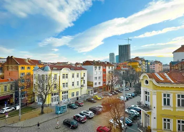 Spacious 3br In The Center - Kitchen Smart Tv's Apartment Sofia