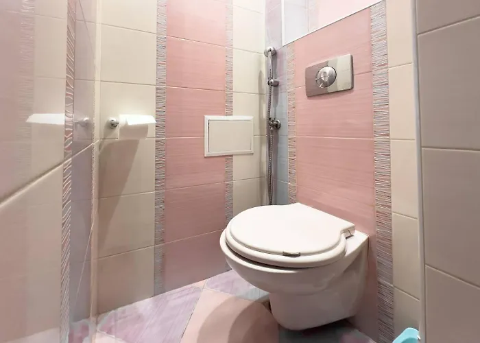 Spacious 3br In The Center - Kitchen Smart Tv's Apartment Sofia