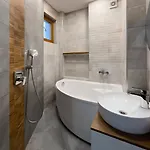 Spacious 3br In The Center - Kitchen Smart Tv's Appartement Sofia