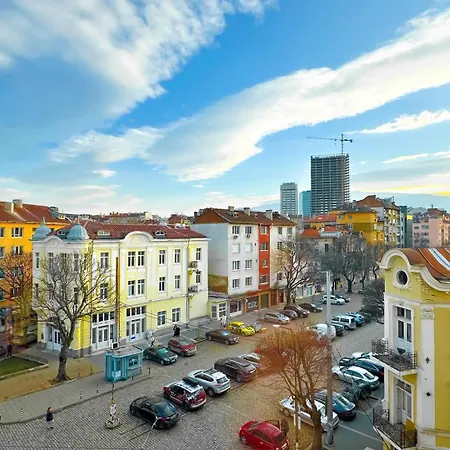 Spacious 3br In The Center - Kitchen Smart Tv's Apartamento Sófia