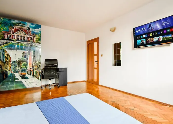 Apartament Spacious 3br In The Center - Kitchen Smart Tv's *