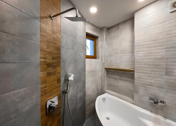 Spacious 3br In The Center - Kitchen Smart Tv's Sofia