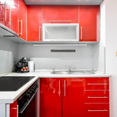 Spacious 3br In The Center - Kitchen Smart Tv's * София