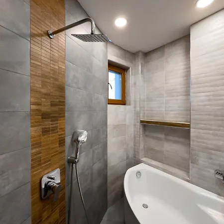 Spacious 3br In The Center - Kitchen Smart Tv's София