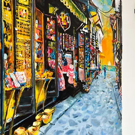 Spacious 3br In The Center - Kitchen Smart Tv's София